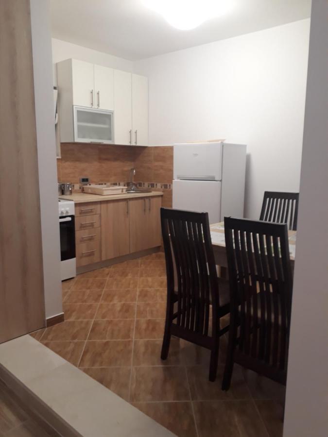 Apartmani Andrea Херцег-Нови Экстерьер фото
